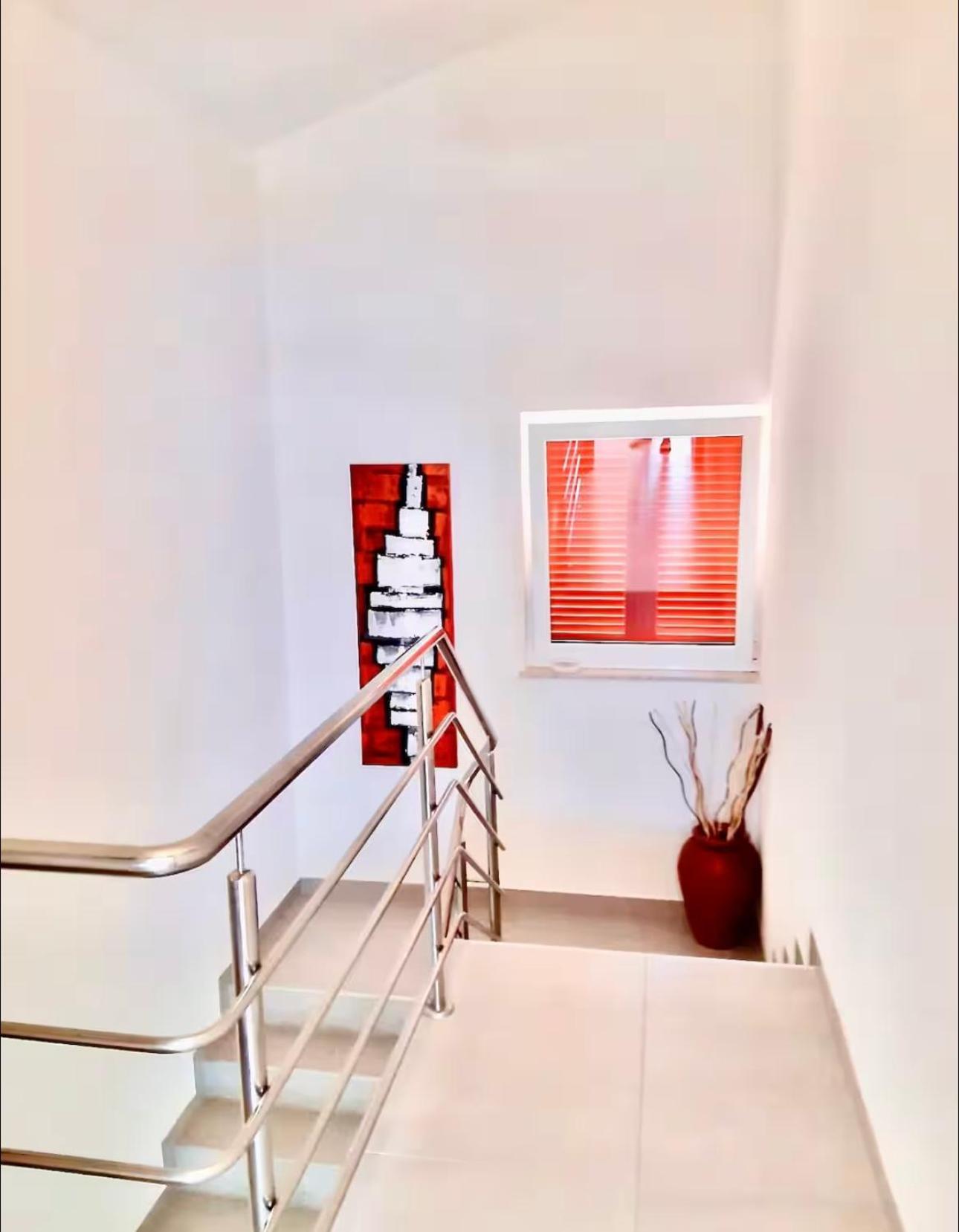Apartmani Attila Трогир Екстериор снимка